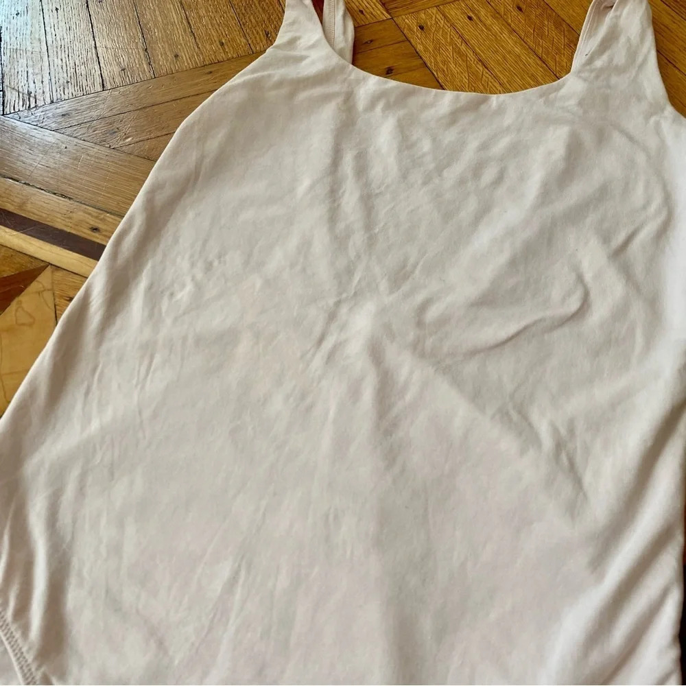 Everlane "The Bodysuit" - Picture 5 of 9